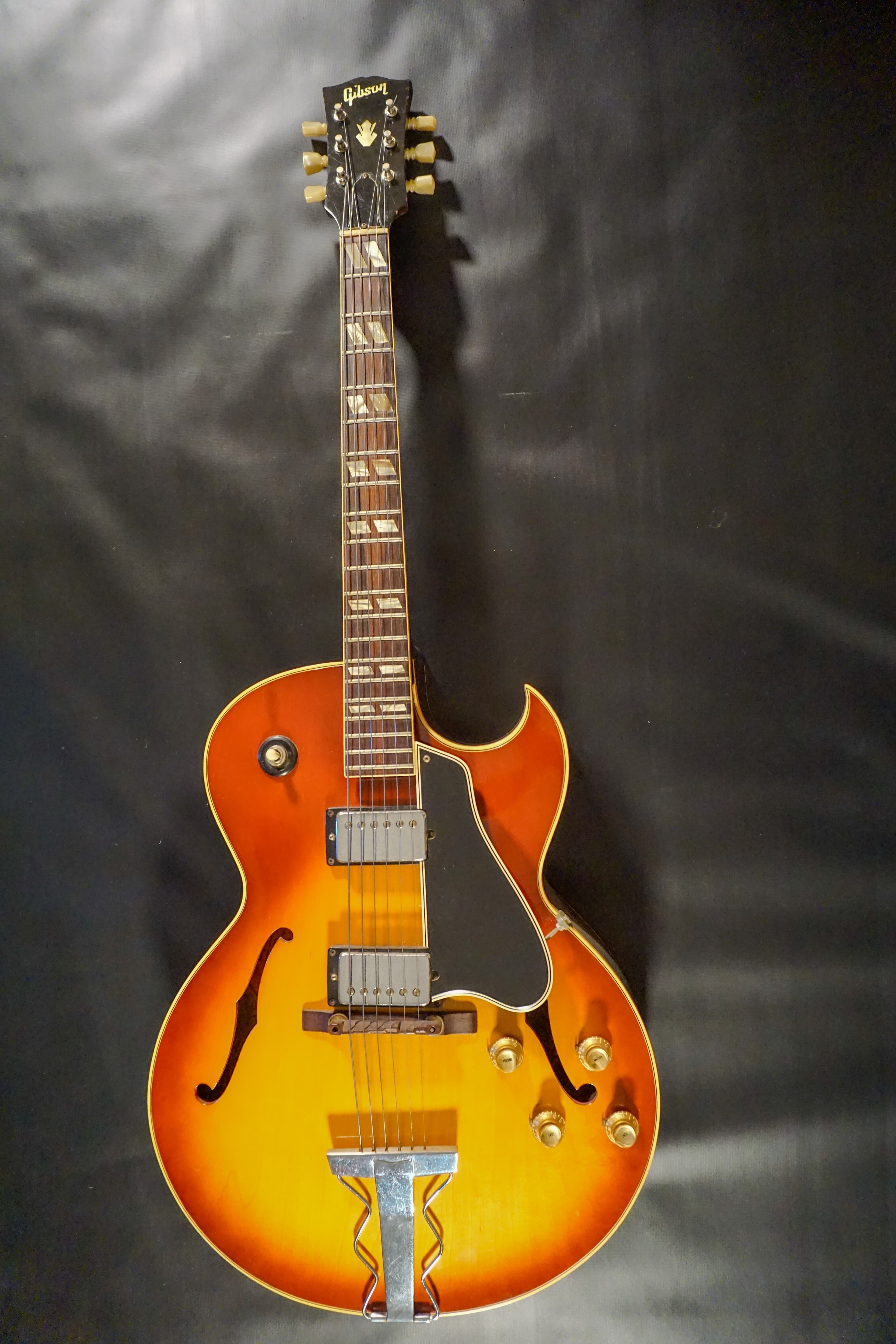 1966 ES 175 T Burst
