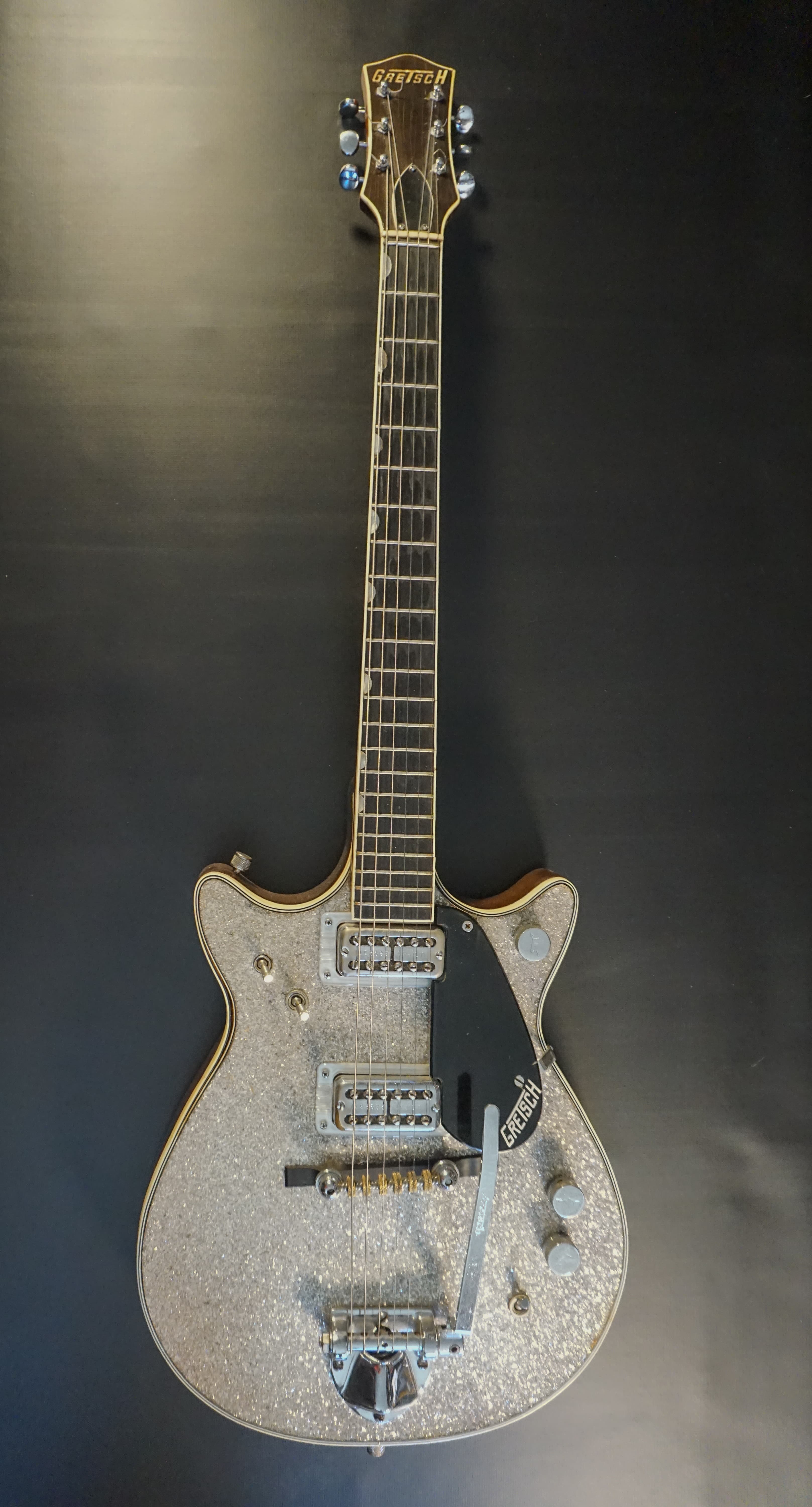 Gretsch G5230T Electromatic Sparkle Jet FT Single-Cut with Bigsby, Laurel FB, Silver Sparkle